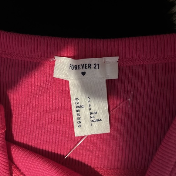 hot pink basic tank - Picture 3 of 3